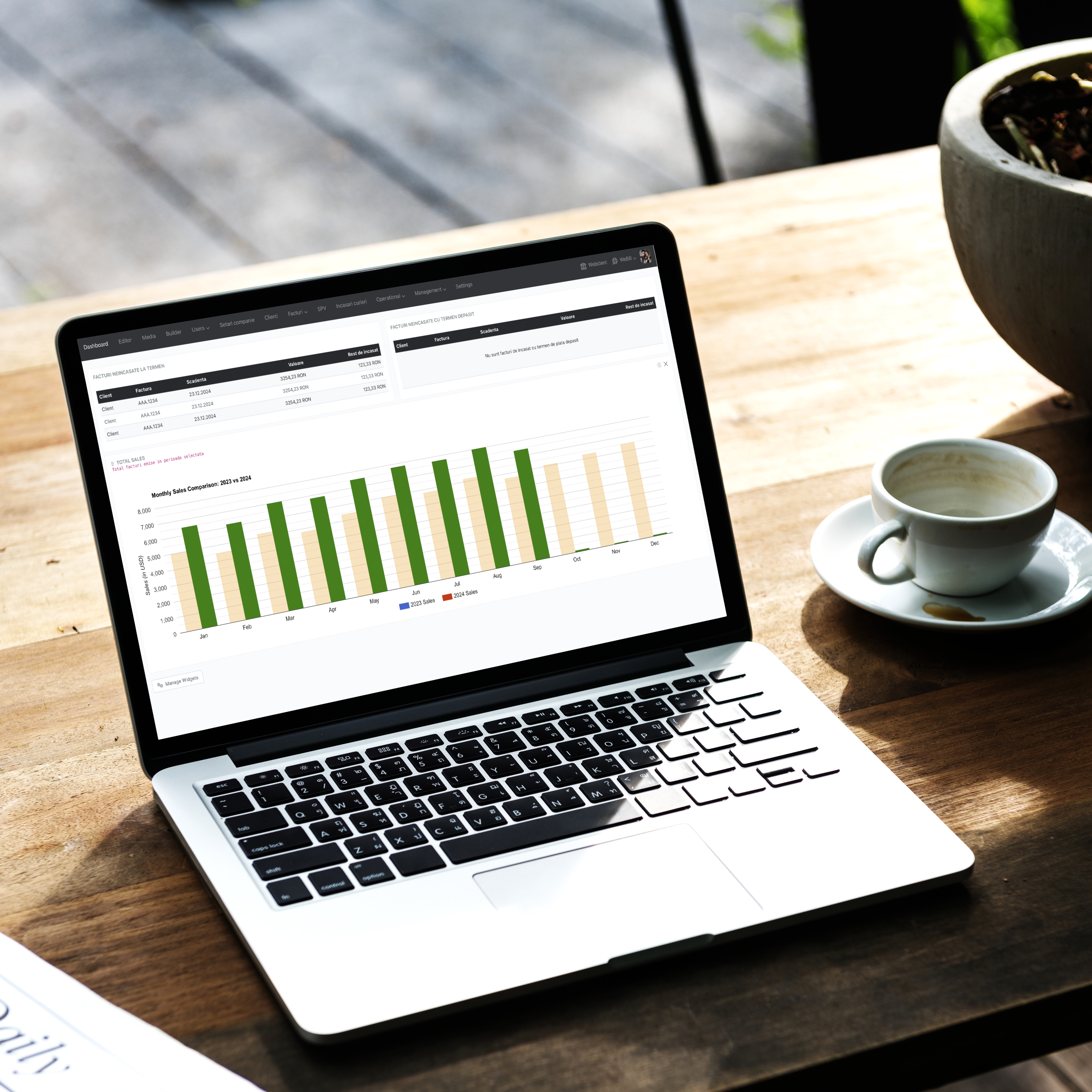 Program de facturare online WeBill pe laptop